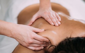 Blog image for 4 Benefits of a Shoulder and Neck Massage